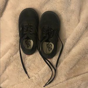 All black Vans